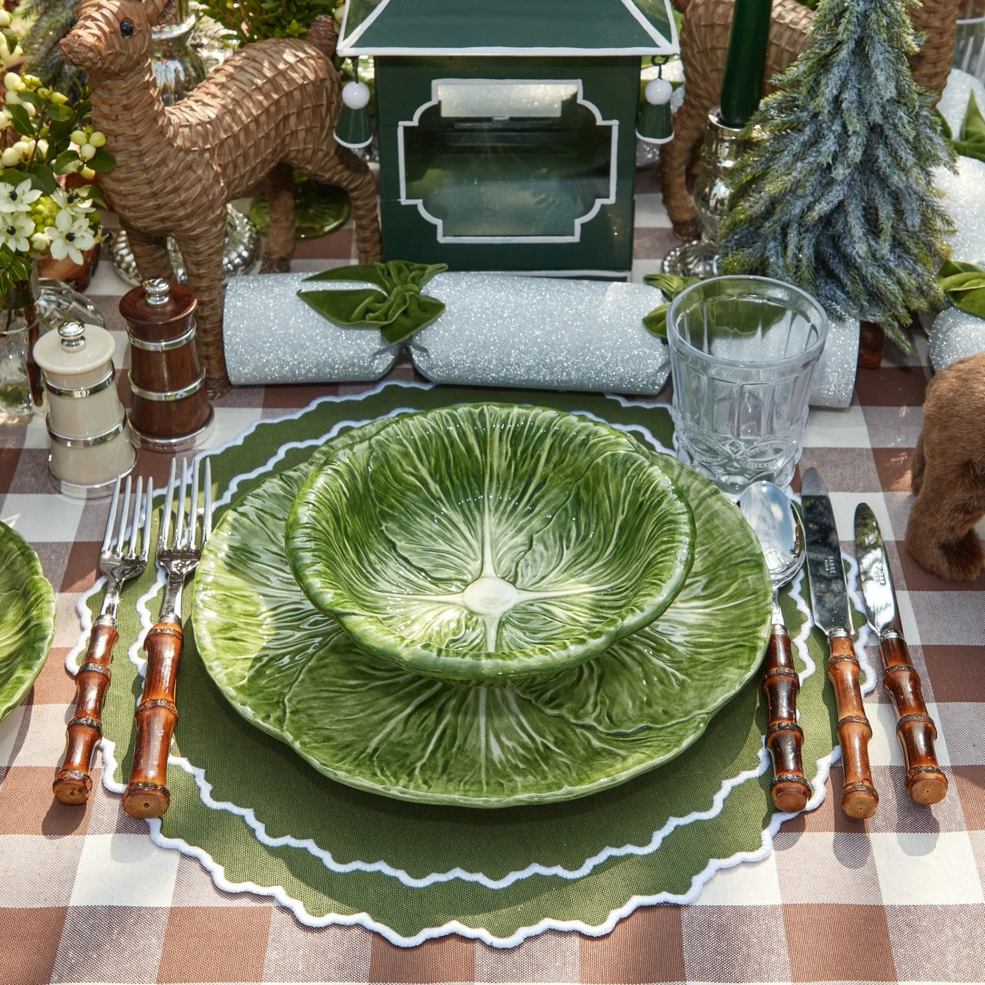 alpine_lettuce_bowl_1.webp Flash Sale Alpine Lettuce Bowl Lettuce Crockery