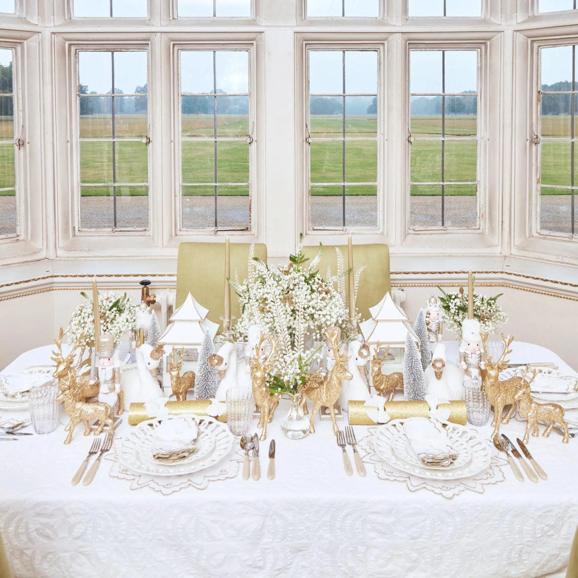 applique_white_tablecloth_3.webp Best Applique White Tablecloth Tablecloths