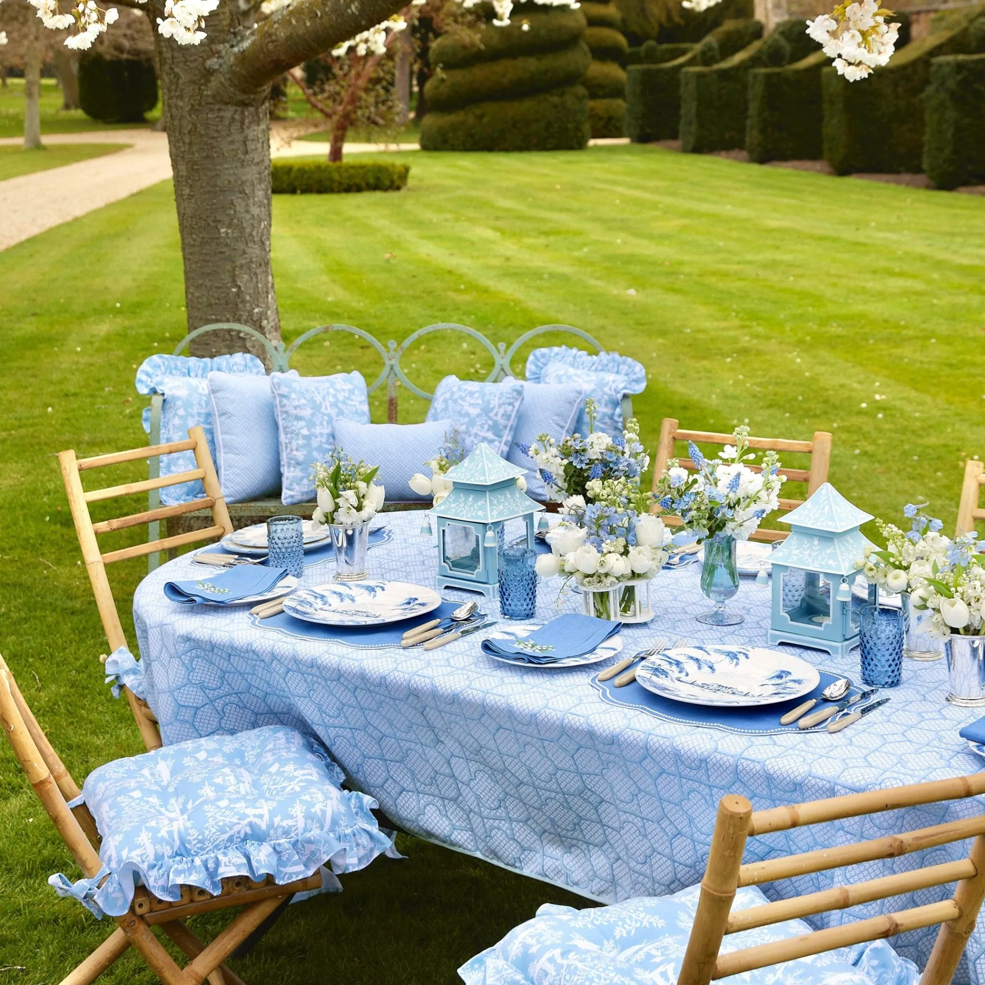 blue_fluted_vases_pair_23.webp Cheap Blue Fluted Vases (Pair) Vases