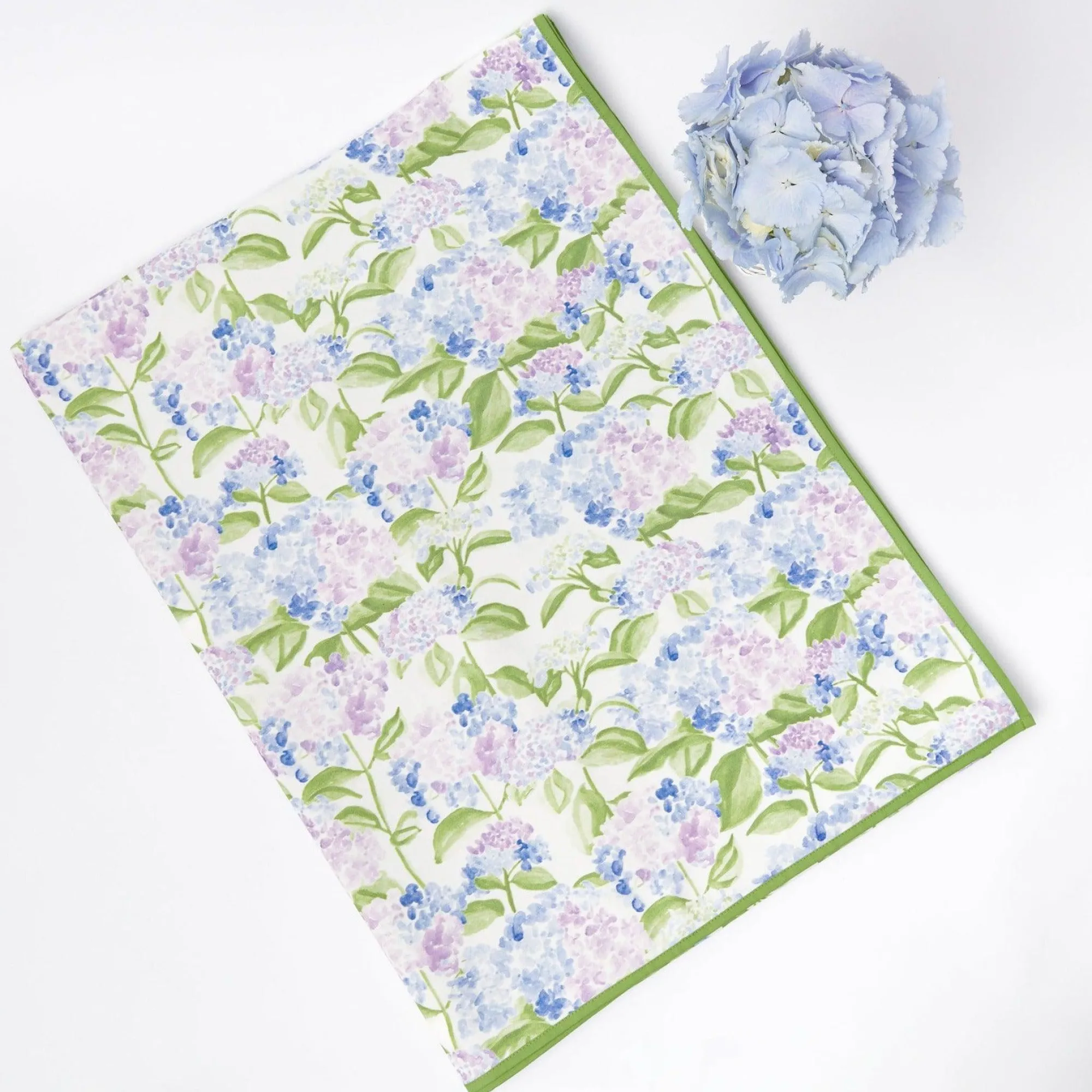 blue_hydrangea_tablecloth_0.webp Clearance Blue Hydrangea Tablecloth Tablecloths