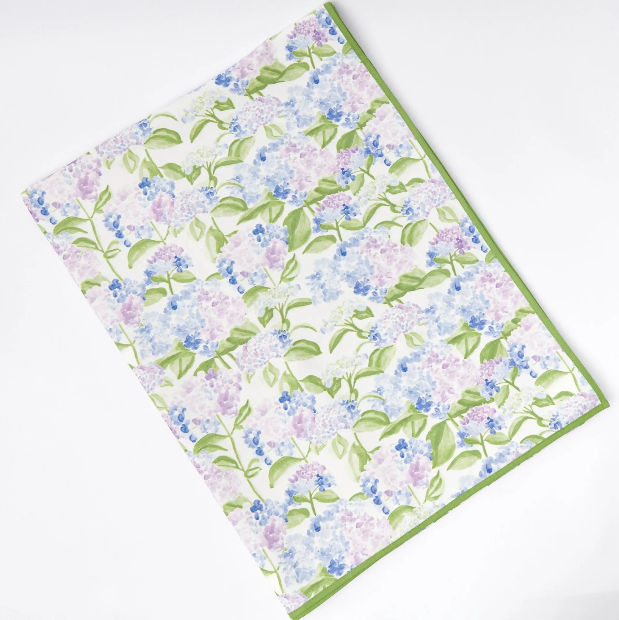 blue_hydrangea_tablecloth_8.webp Clearance Blue Hydrangea Tablecloth Tablecloths