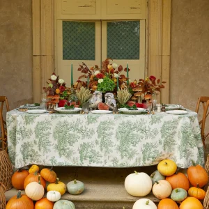 Outlet Chloe Toile Tablecloth Tablecloths