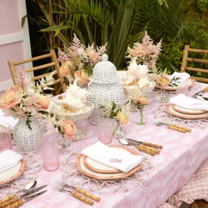 Fashion Coral Linen Napkins (Set Of 4) Napkins