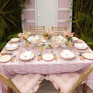 Fashion Coral Linen Napkins (Set Of 4) Napkins