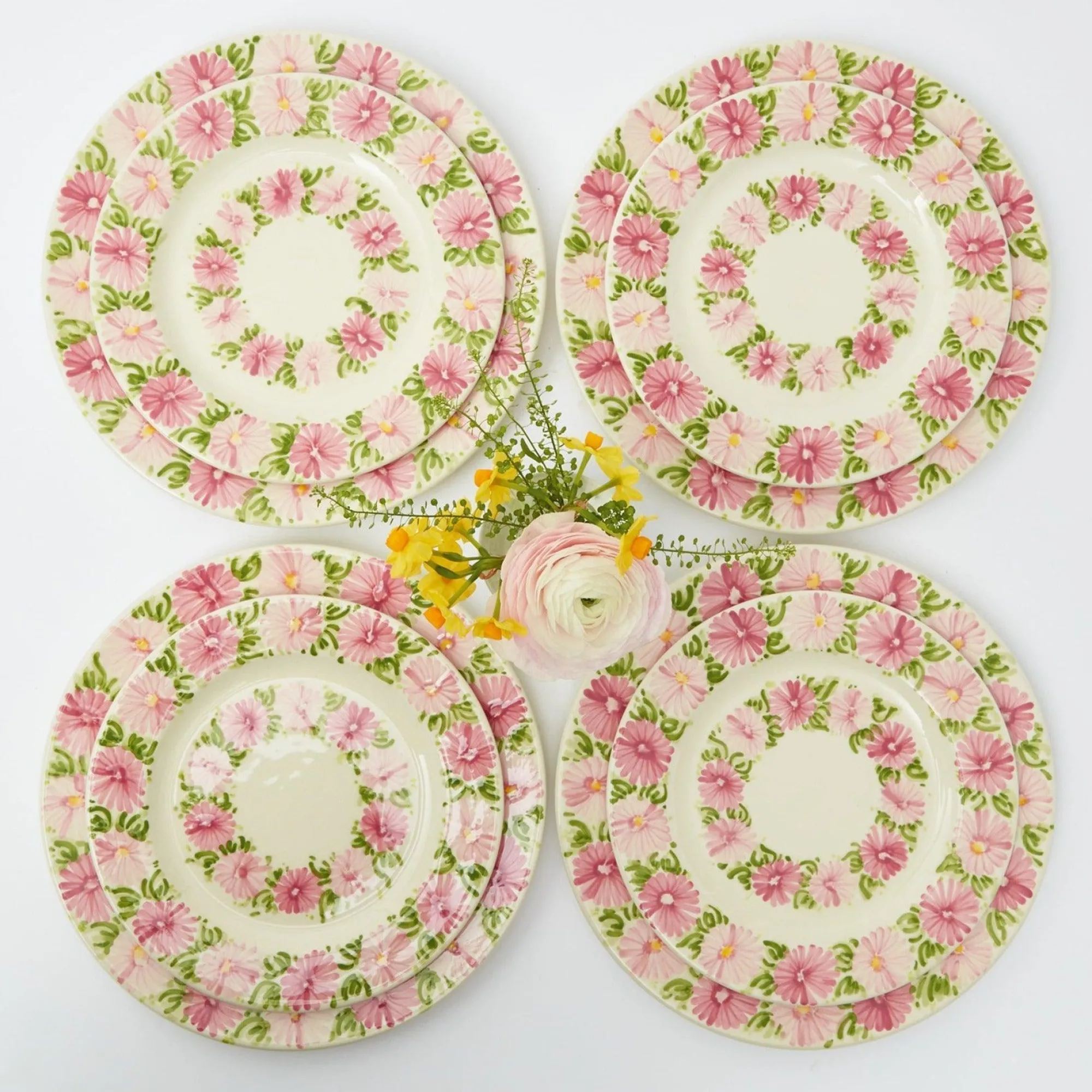 dahlia_garland_dinner__st_0-2.webp Flash Sale Dahlia Garland Dinner & Starter Plates (Set Of 8) Dinner Plates
