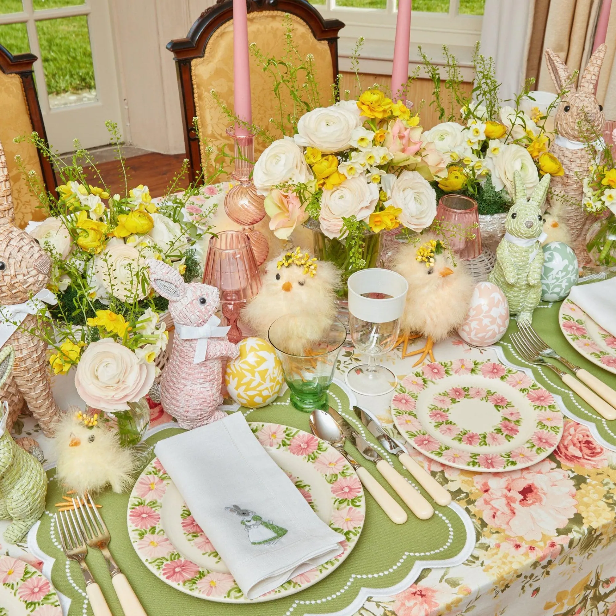 dahlia_garland_dinner__st_4.webp Store Dahlia Garland Dinner & Starter Plates (Set Of 8) Crockery Sets