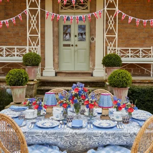 Best Elizabeth Garland Dinner & Starter Plates (Set Of 8) Crockery Sets