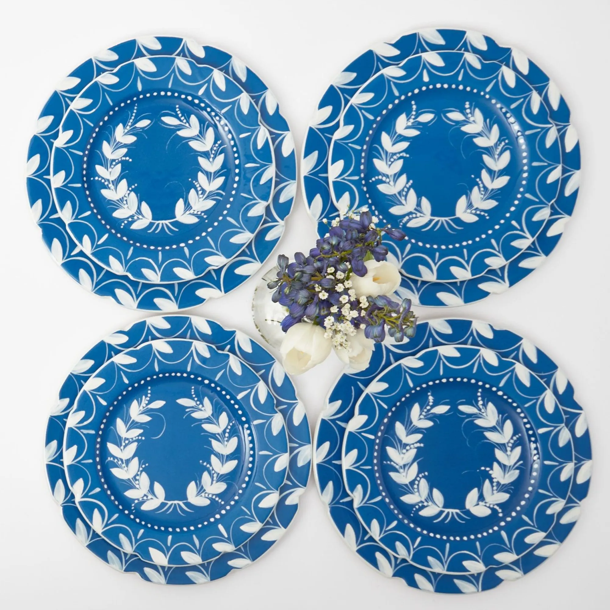 french_blue_garland_dinne_0.webp Discount French Blue Garland Dinner & Starter Plates (Set Of 8) Crockery Sets