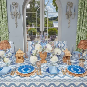 Store French Blue Garland Dinner Plate Dinner Plates