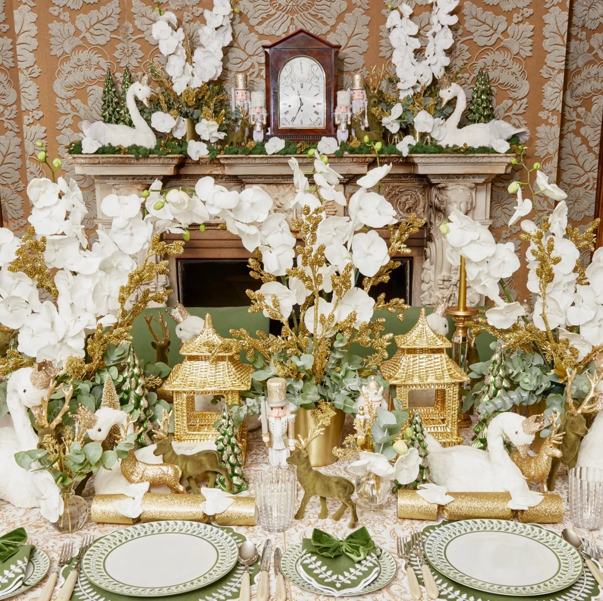 gold_rattan_pagoda_lanter_3-1.webp Cheap Gold Rattan Pagoda Lantern Pagodas & Lanterns