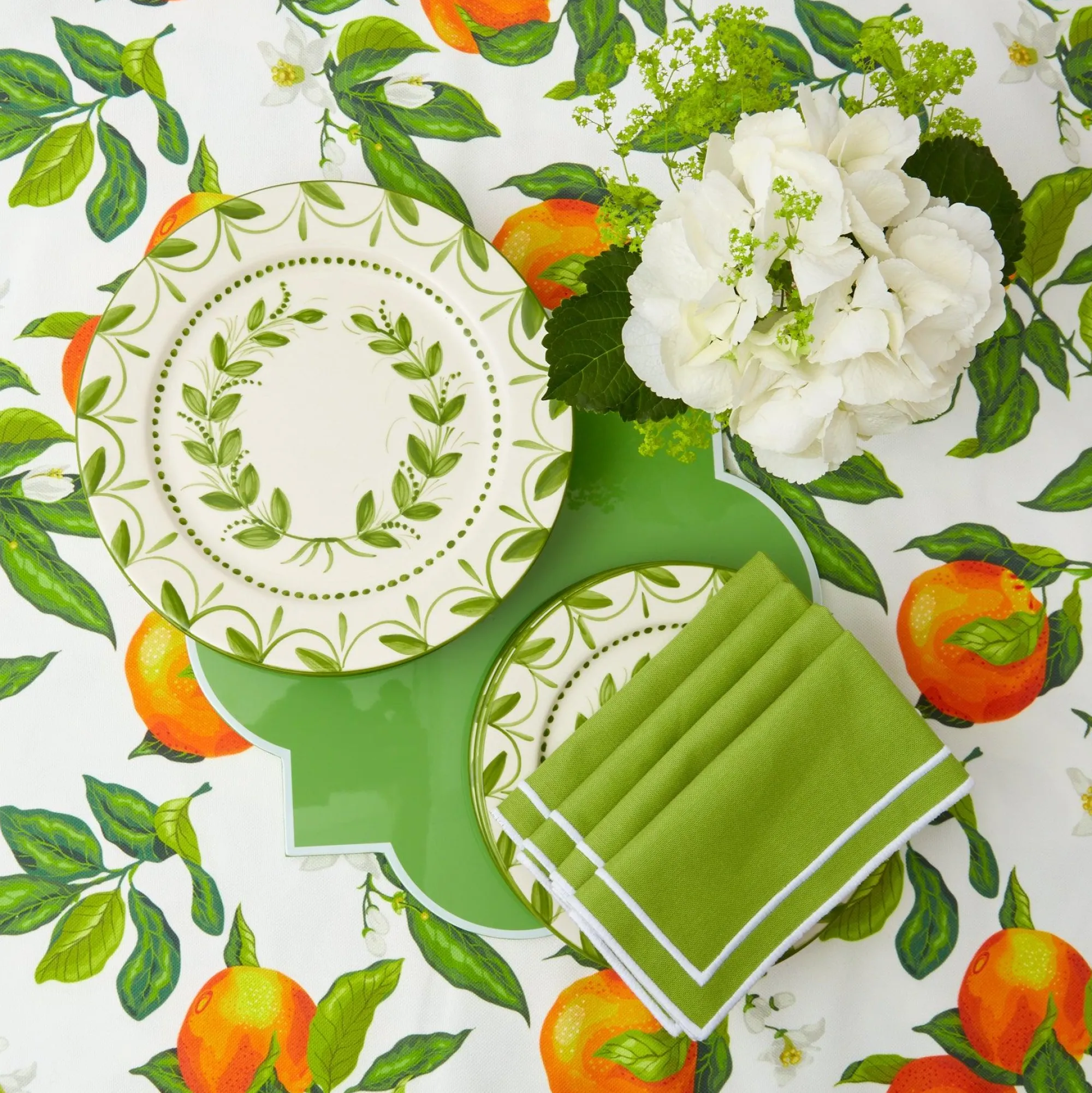 green_garland_dinner_plat_9.webp New Green Garland Dinner Plates (Set Of 4) Crockery Sets