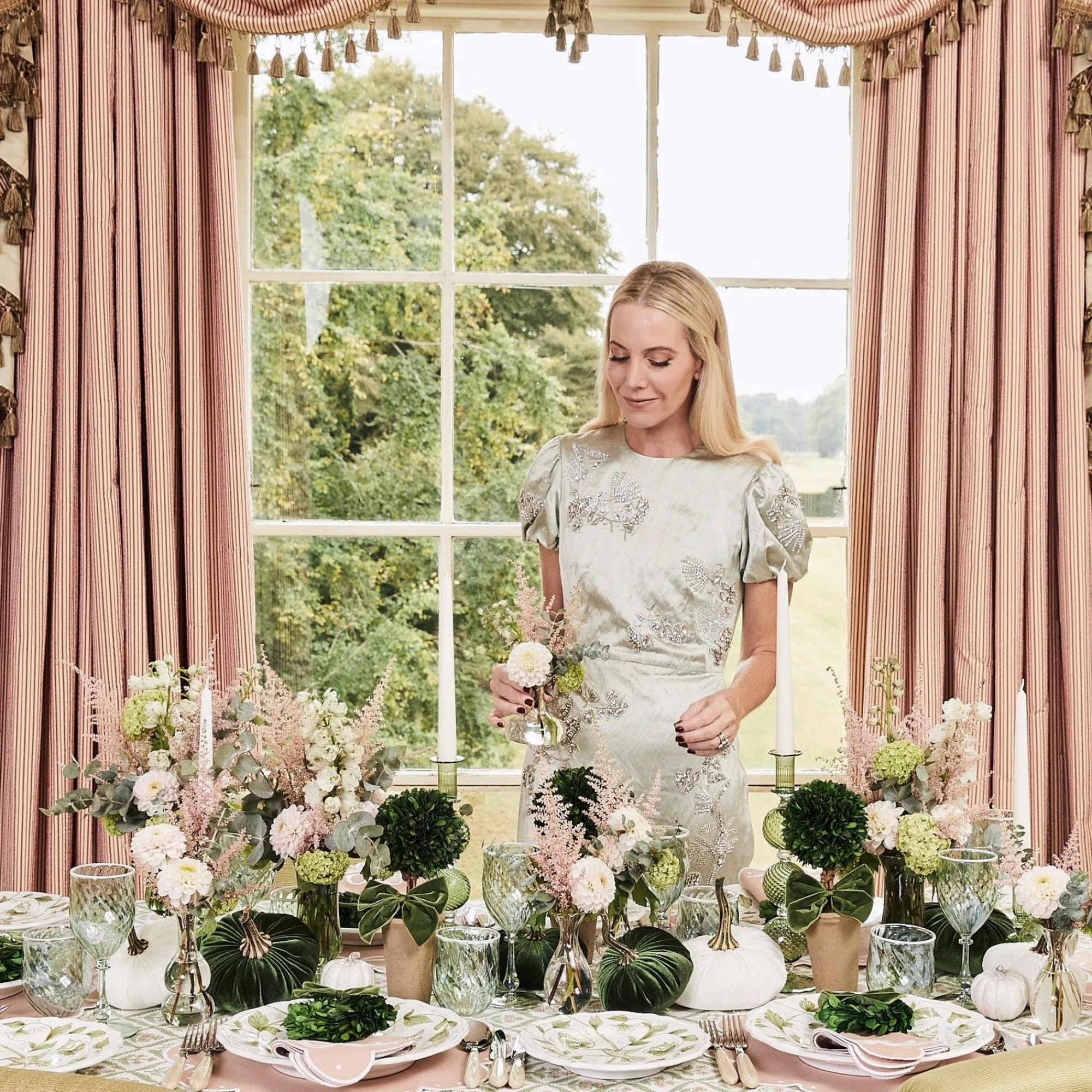 hand_painted_hummingbird__17-1.webp Shop Hand Painted Hummingbird Dinner Plate Dinner Plates