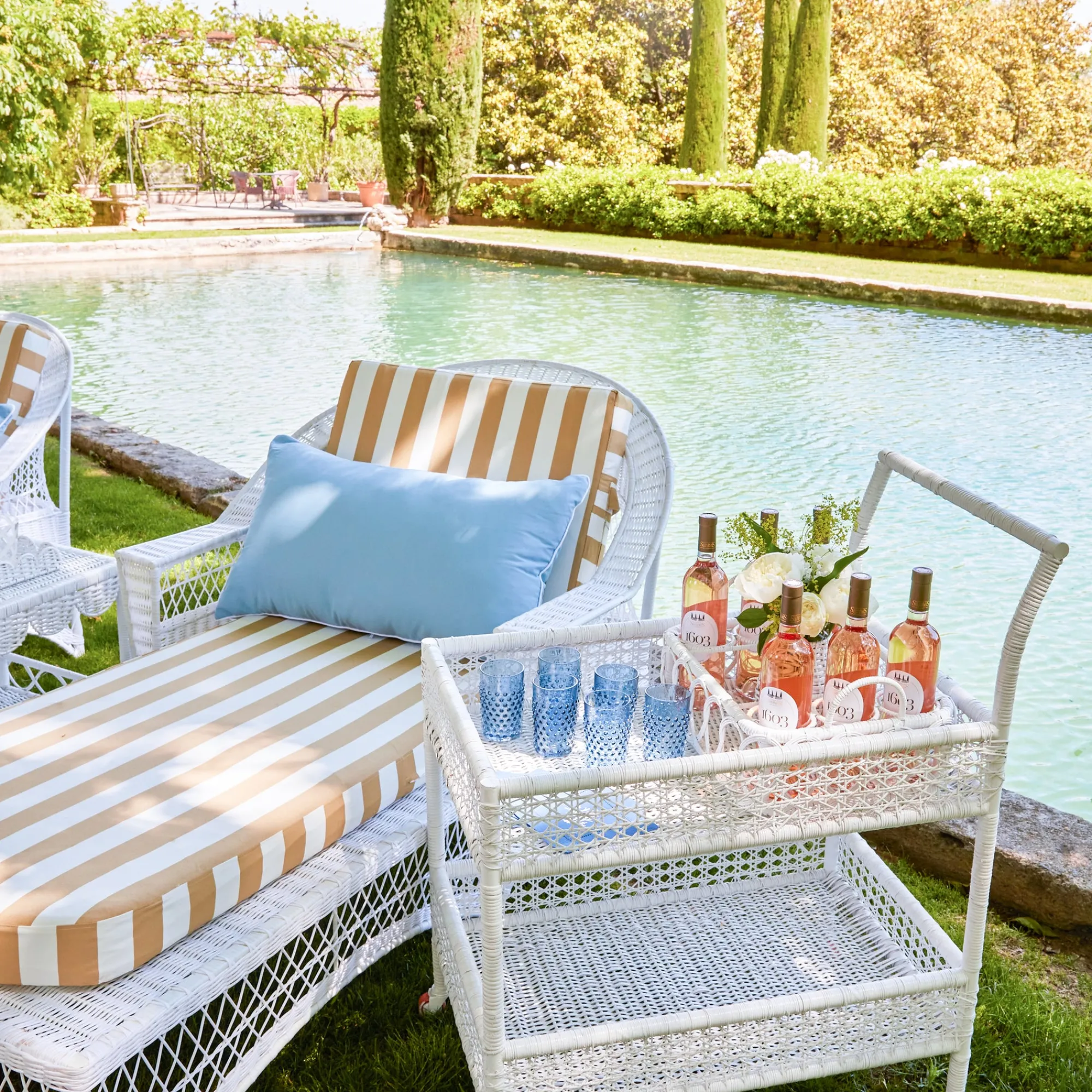 lorenzo_white_rattan_drin_5-1.webp Flash Sale Lorenzo White Rattan Drinks Tray Rattan Tableware