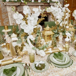 Hot Merry & Bright Tablecloth Tablecloths