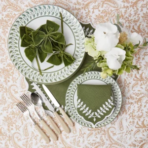 Hot Merry & Bright Tablecloth Tablecloths