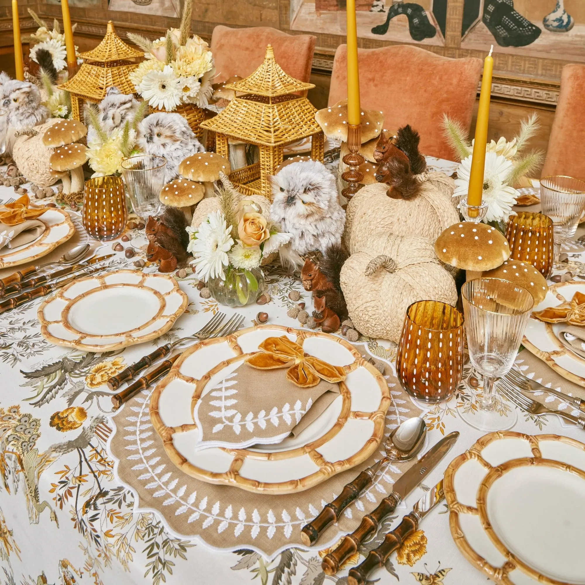 natural_laurel_napkins_se_7.webp Clearance Natural Laurel Napkins (Set Of 4) Napkins