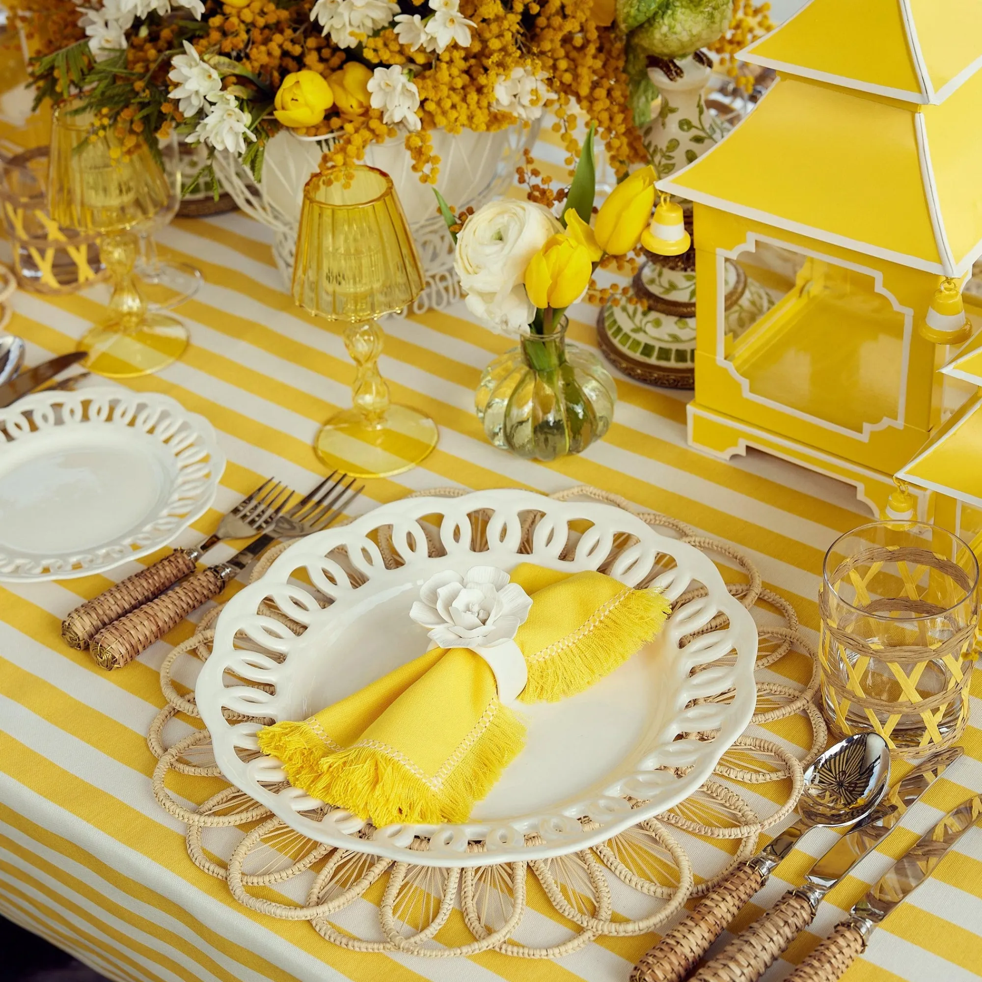 passalacqua_yellow_stripe_2.webp New Passalacqua Yellow Stripe Tablecloth Tablecloths