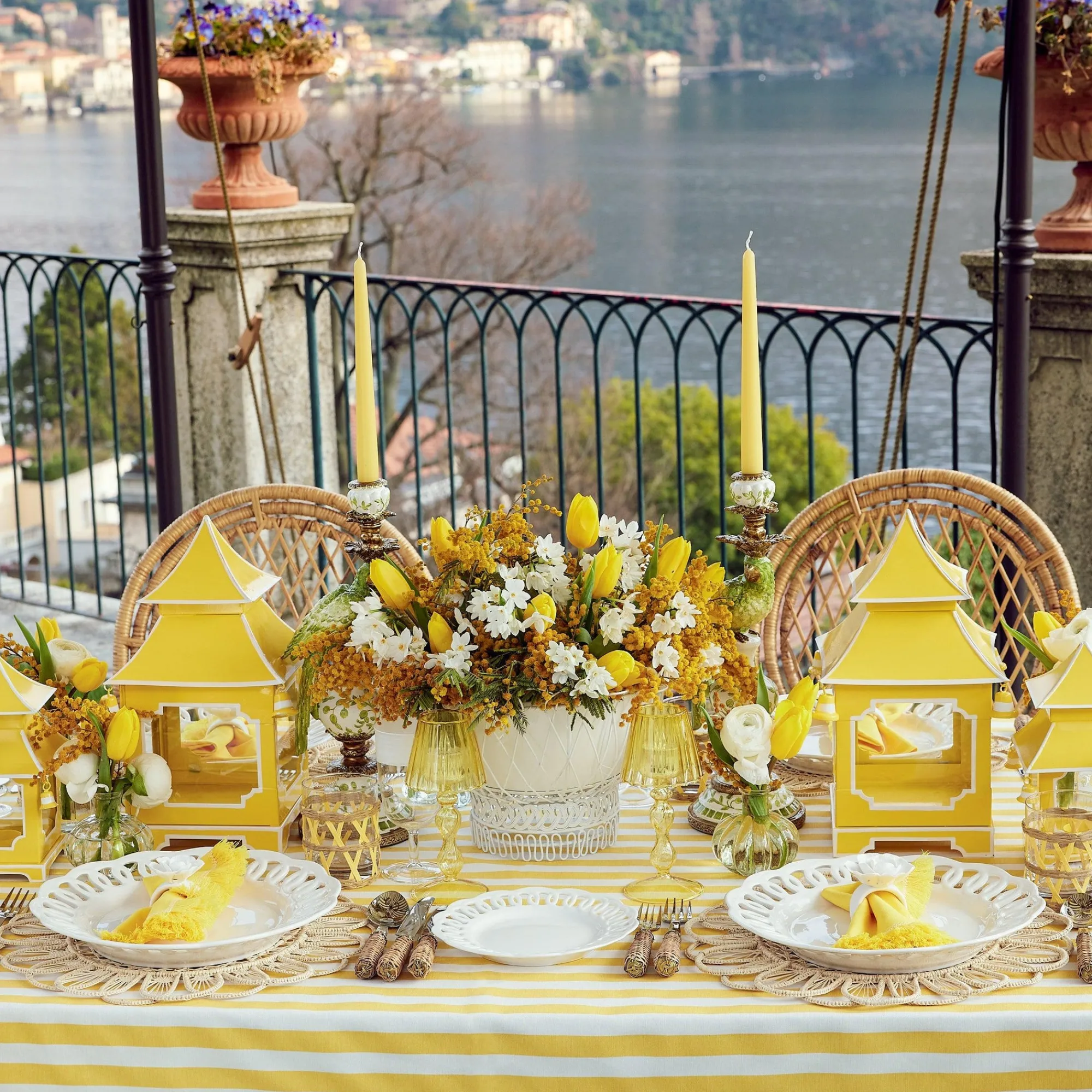 passalacqua_yellow_stripe_5.webp New Passalacqua Yellow Stripe Tablecloth Tablecloths
