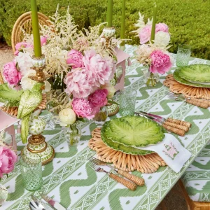 New Pink & Green Pagoda Napkins (Set Of 4) Napkins