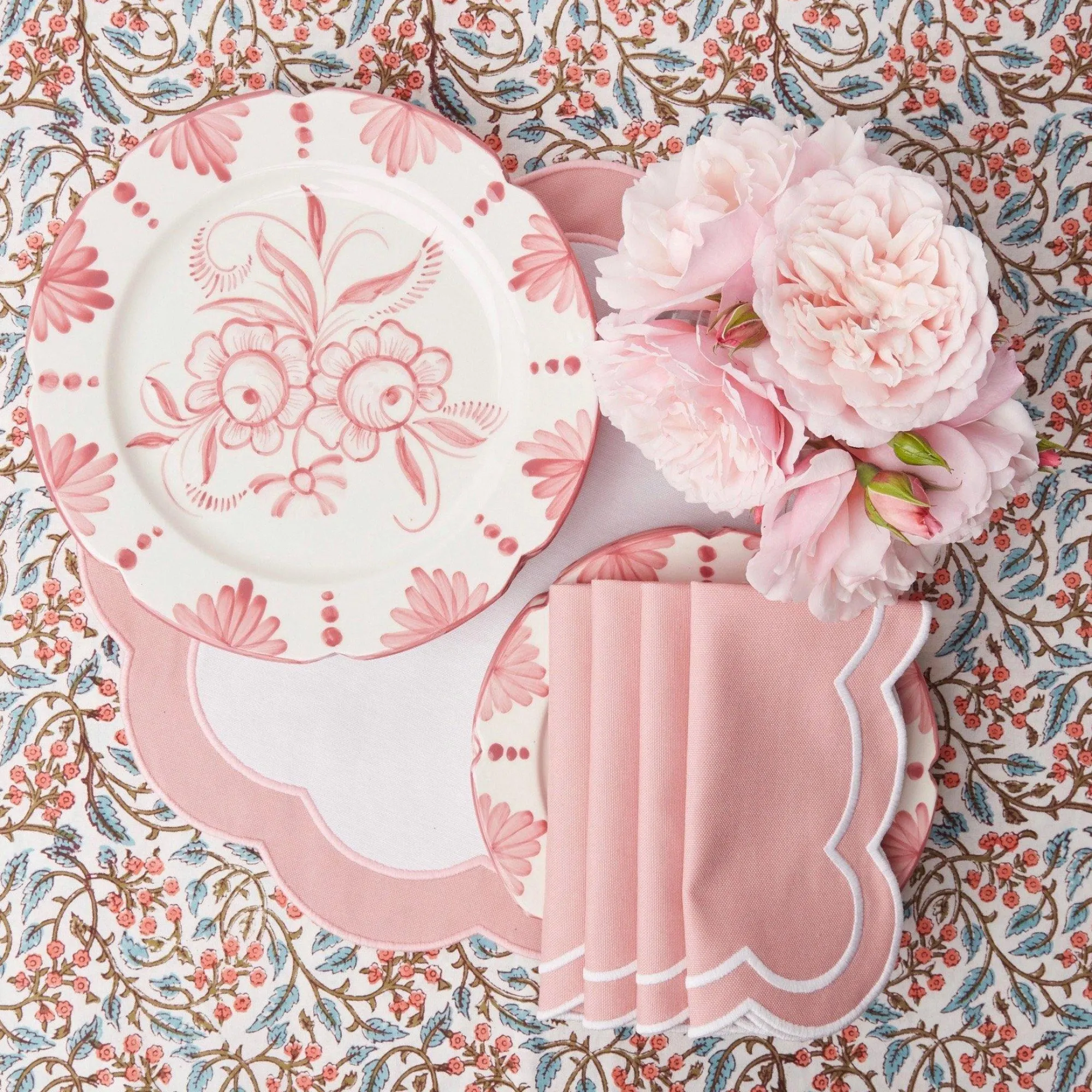 pink_applique_placemats___21.webp Store Pink Applique Placemats & Napkins (Set Of 4) Table Linen Sets