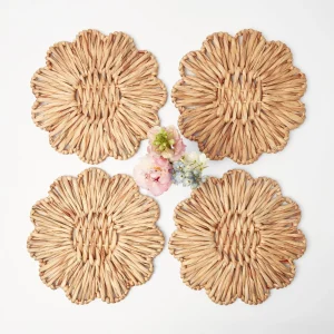 Sale Pink Bamboo, Water Hyacinth & Pink Fringe Linen Set Table Linen Sets