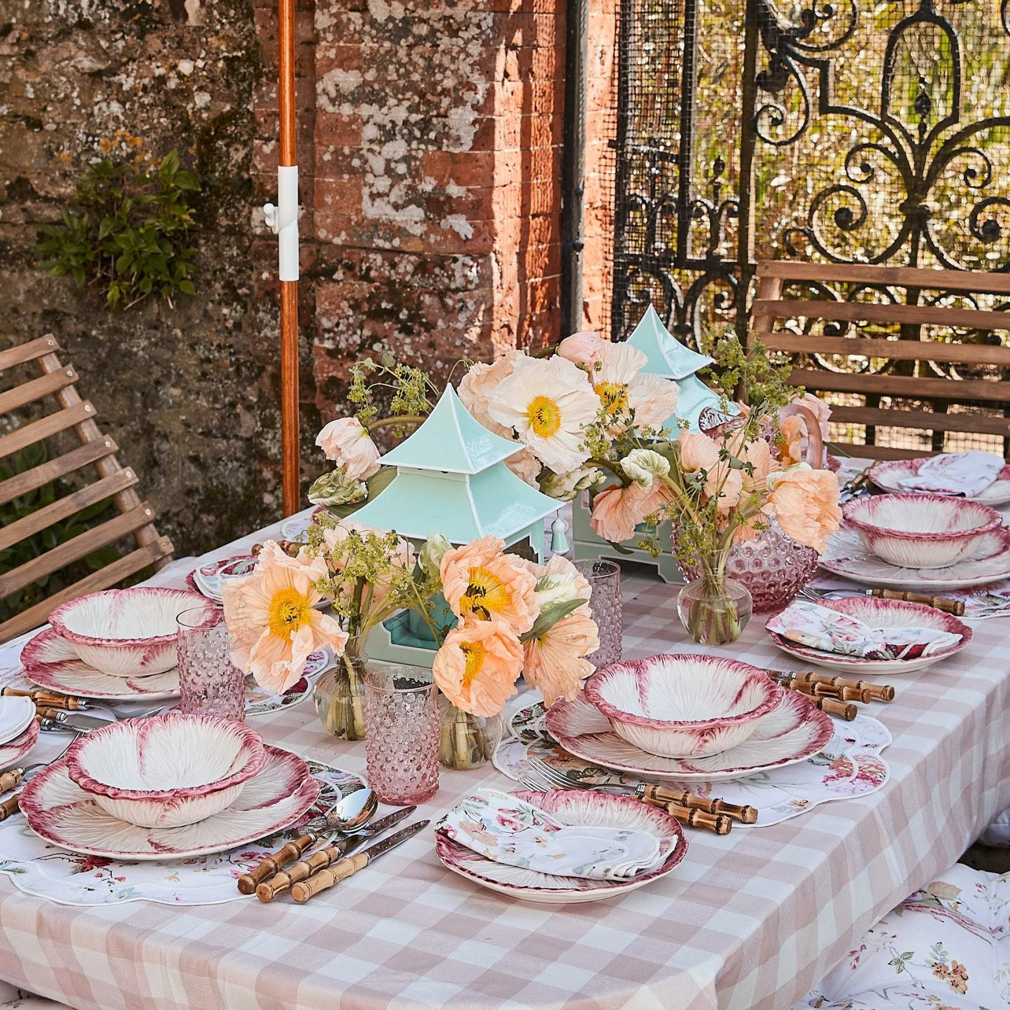pink_capri_lettuce_bowl_14.webp Cheap Pink Capri Lettuce Bowl Lettuce Crockery