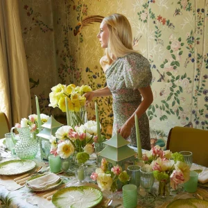 Best Sale Pistachio Green Pagoda Lantern Candle Holders