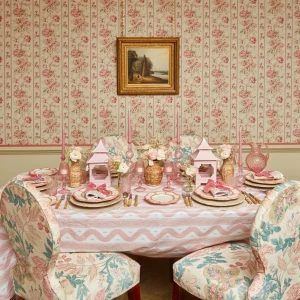 Fashion Powder Pink Pagoda Lantern Candle Holders