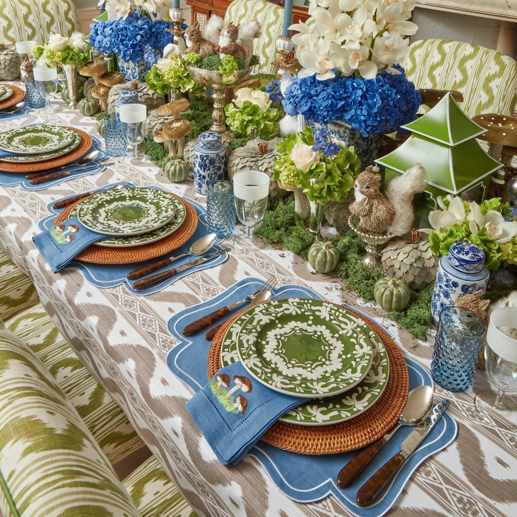 putty_ikat_tablecloth_11.webp Clearance Putty Ikat Tablecloth Tablecloths