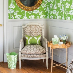 Best Round Scalloped Rattan Tray With Stand Trays & Liners