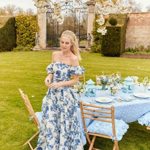 Fashion Scalloped Lily Of The Valley Dinner Plate (Set Of 4) Crockery Sets