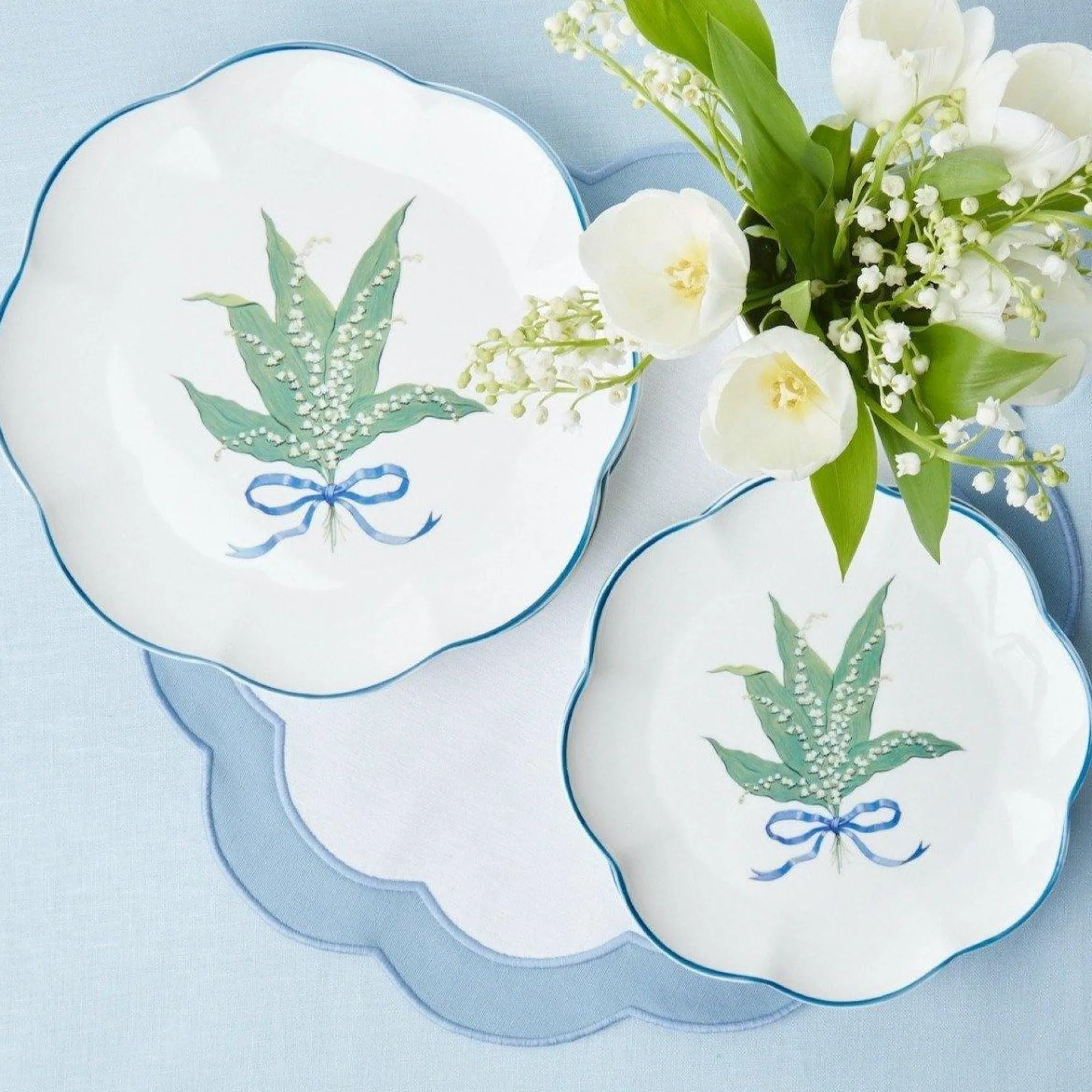 scalloped_lily_of_the_val_6.webp Clearance Scalloped Lily Of The Valley Starter Plate (Set Of 4) Crockery Sets