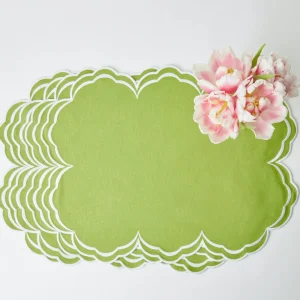 Outlet Serena Apple Green Scalloped Placemats (Set Of 4) Placemats