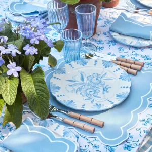 Clearance Seville Blue Gardenia Dinner Plate (Set Of 4) Dinner Plates