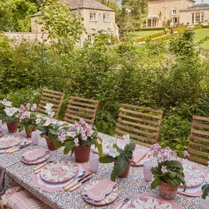 Fashion Seville Pink Gardenia Dinner Plate Dinner Plates