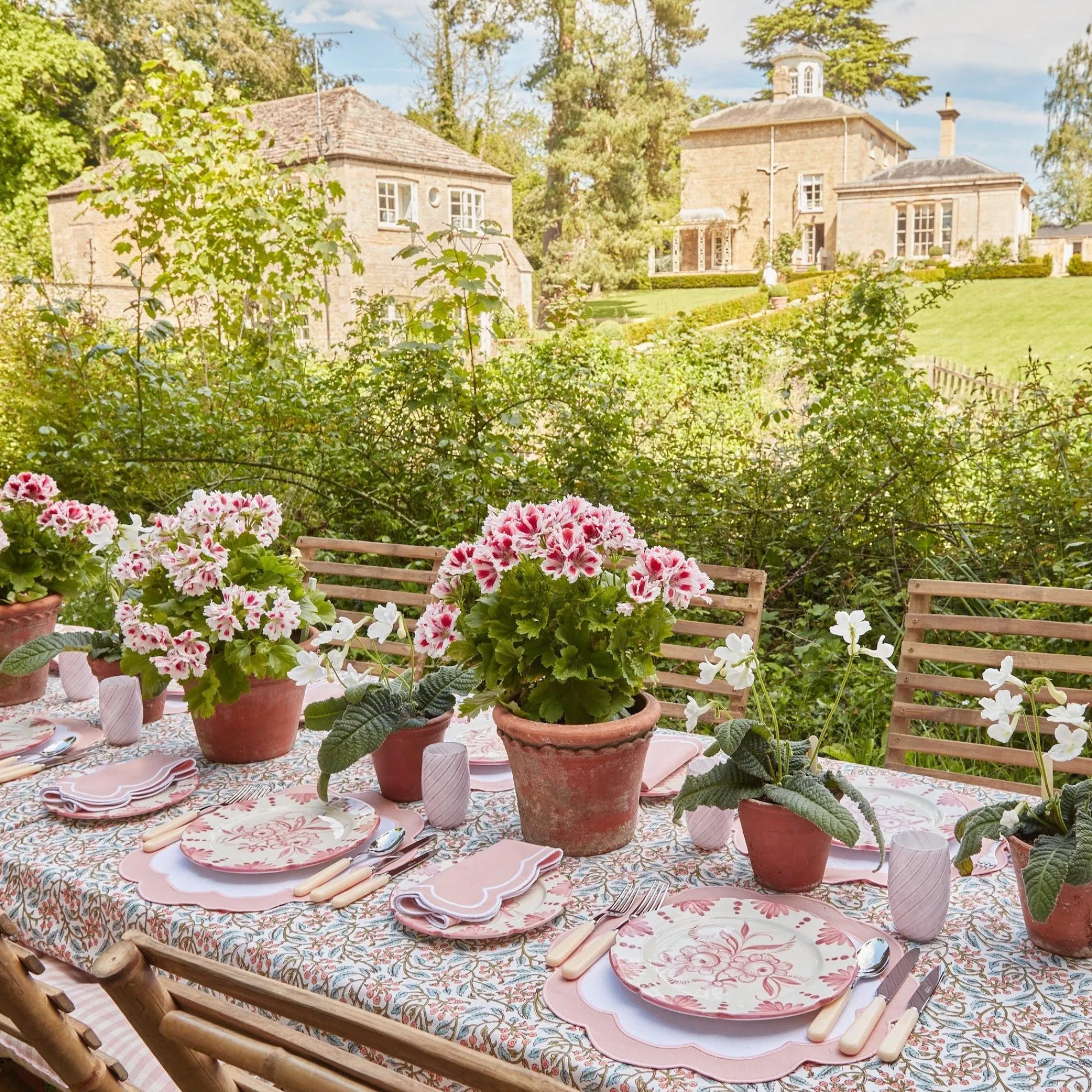 seville_pink_gardenia_sta_6-2.webp Clearance Seville Pink Gardenia Starter Plate (Set Of 4) Crockery Sets