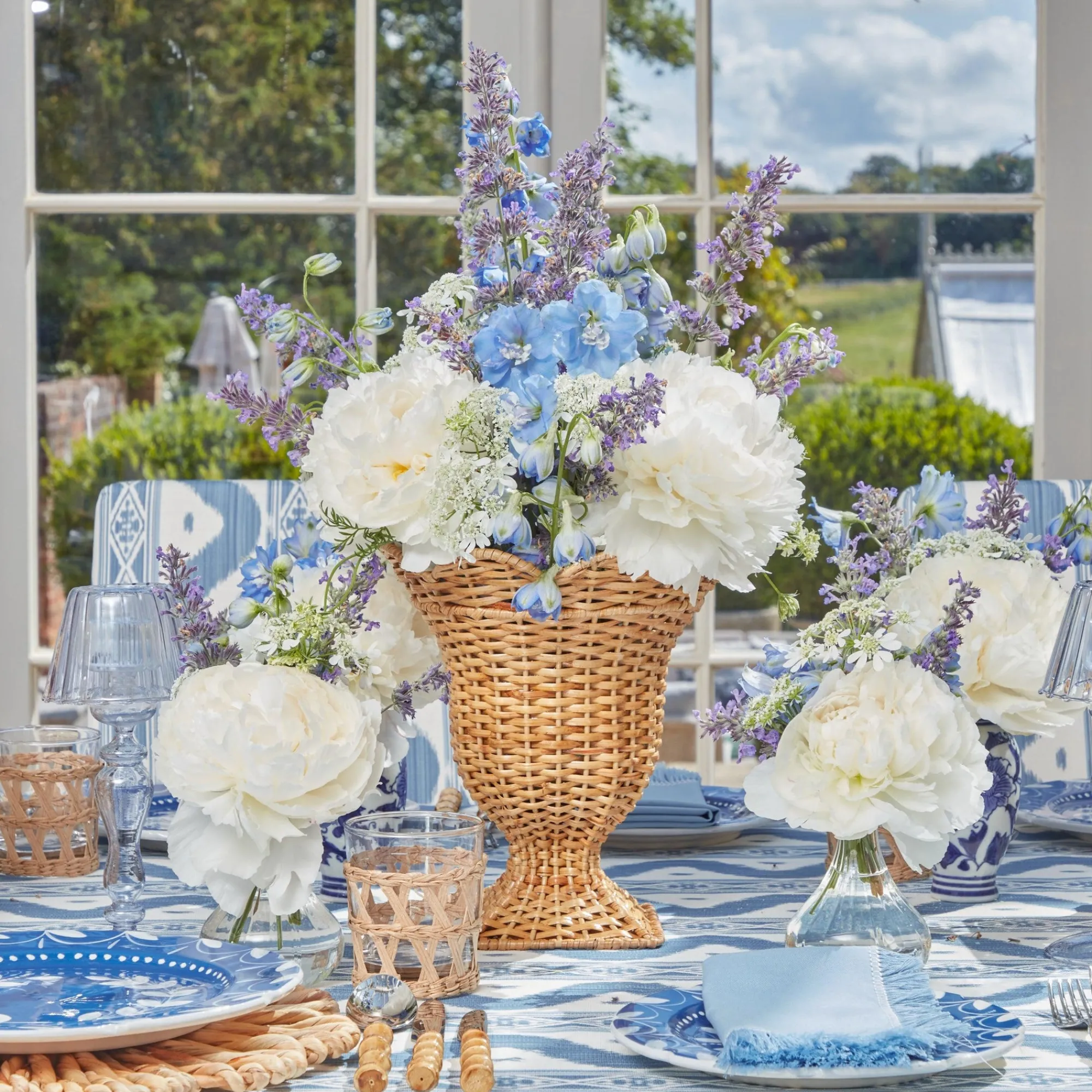 small_natural_rattan_urn__2-2.webp New Small Natural Rattan Urn Vase Vases