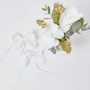 Shop Snow White Velvet Napkin Bows (Set Of 4) Napkin Rings, Bows & Wreaths