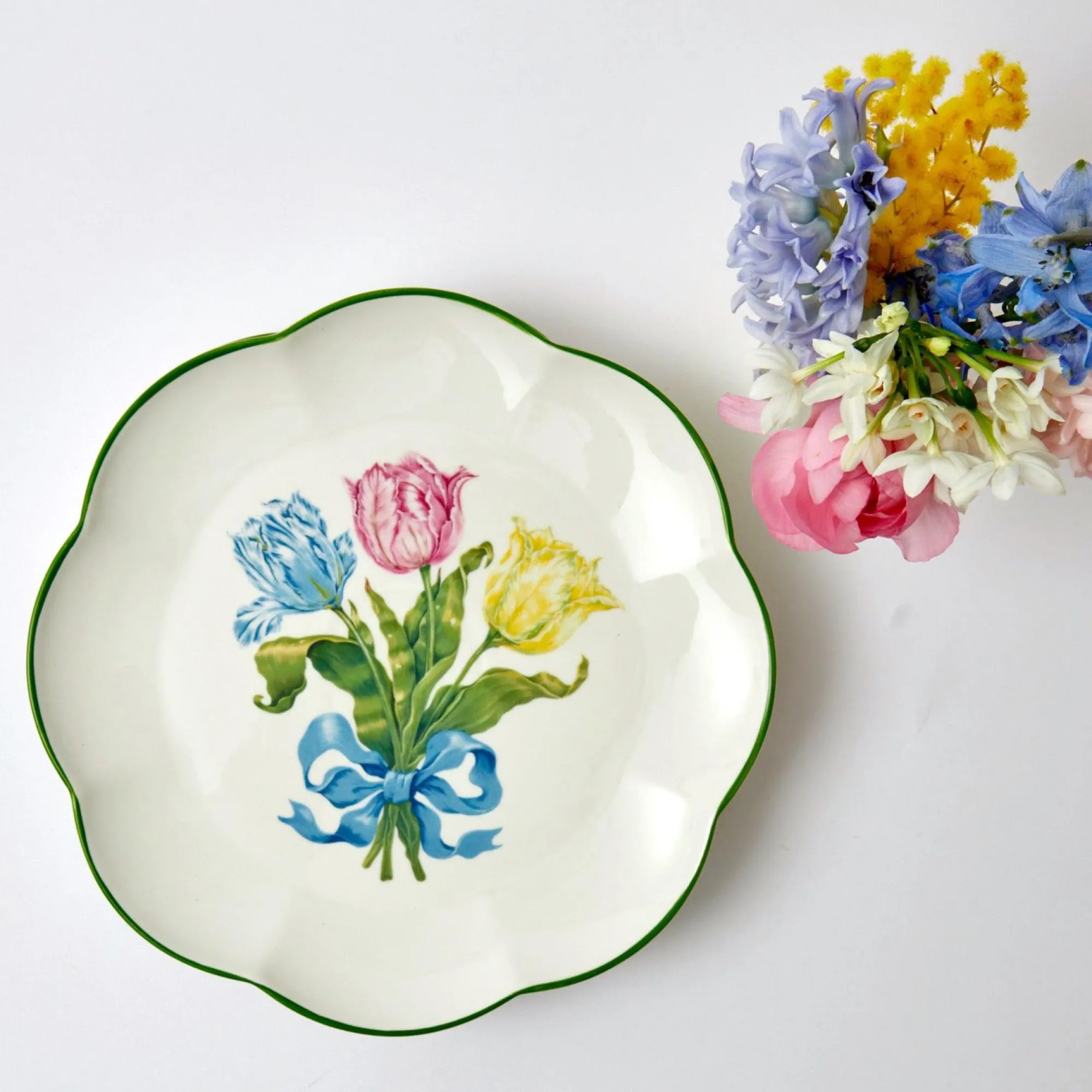tulip_dinner_plate_7.webp Store Tulip Dinner Plate Dinner Plates
