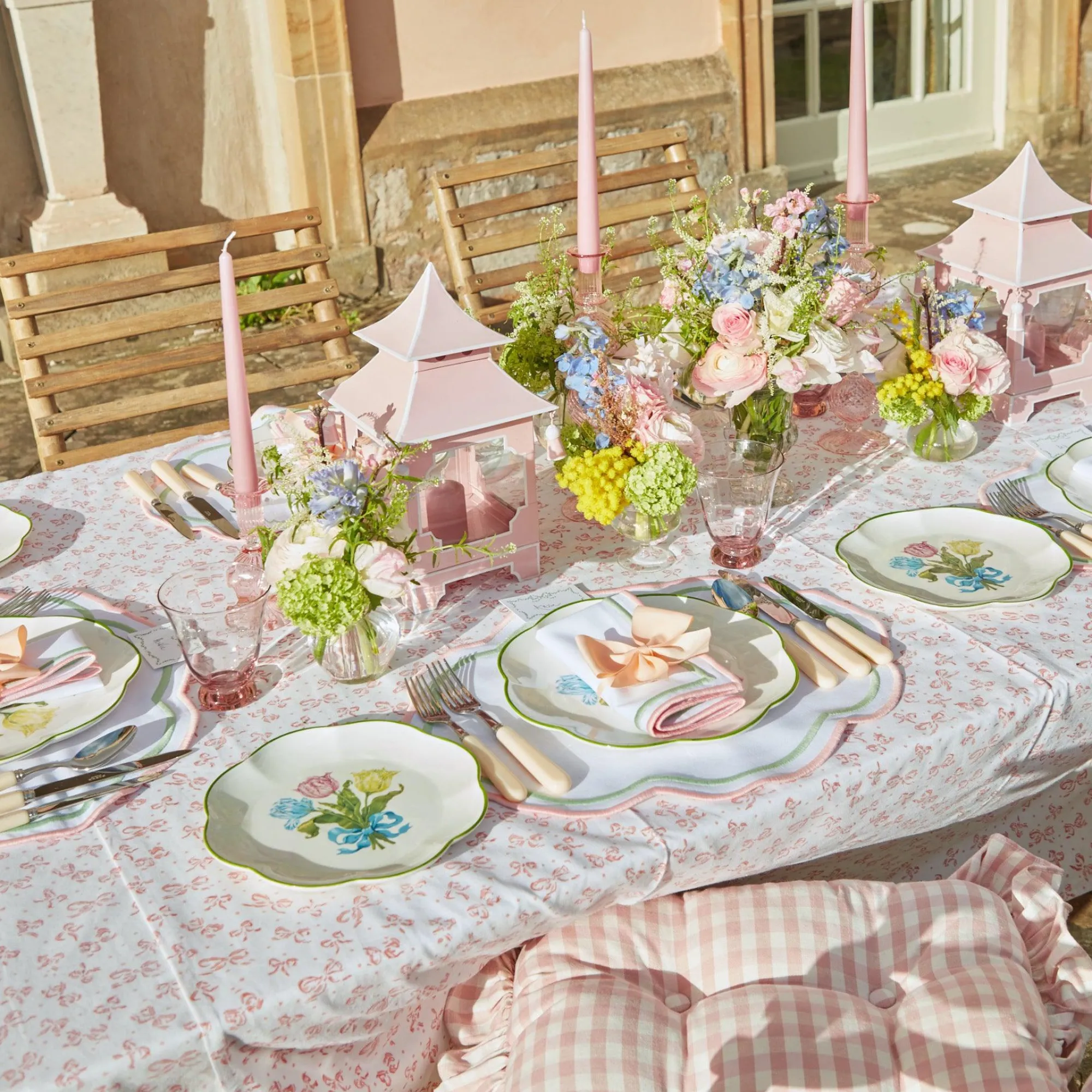 tulip_dinner_plate_set_of_13.webp Best Tulip Dinner Plate (Set Of 4) Crockery Sets