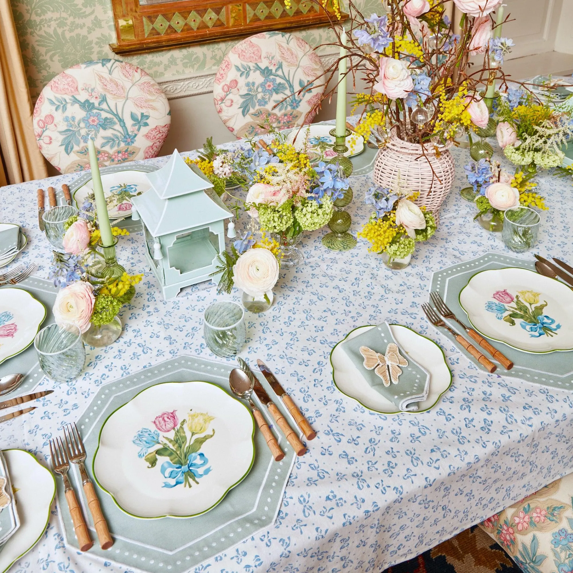 tulip_dinner_plate_set_of_4.webp Best Tulip Dinner Plate (Set Of 4) Crockery Sets