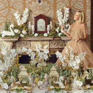 Hot White & Gold Pagoda Lantern Candle Holders