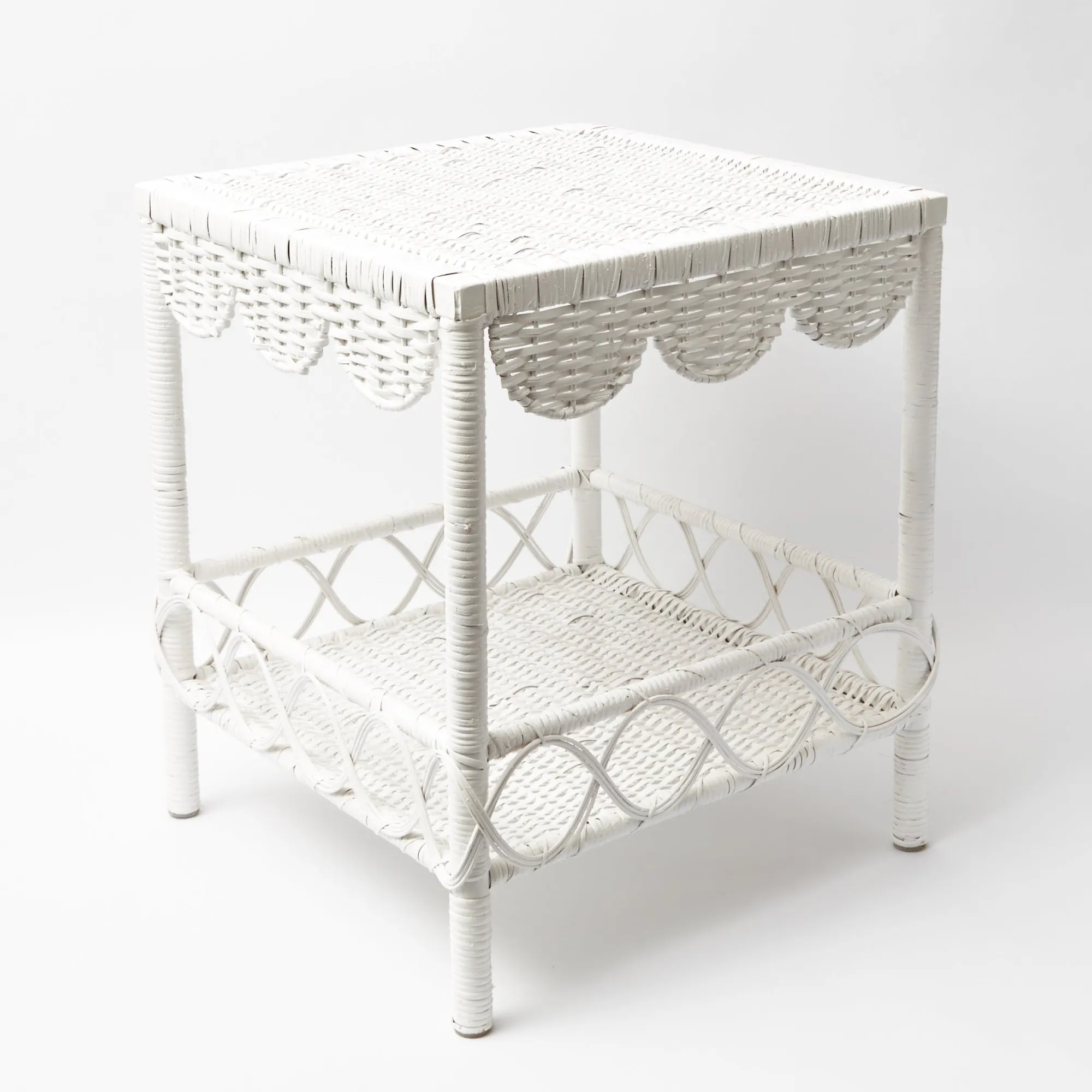 white_rattan_outdoor_side_0.webp Sale White Rattan Outdoor Side Table Tables