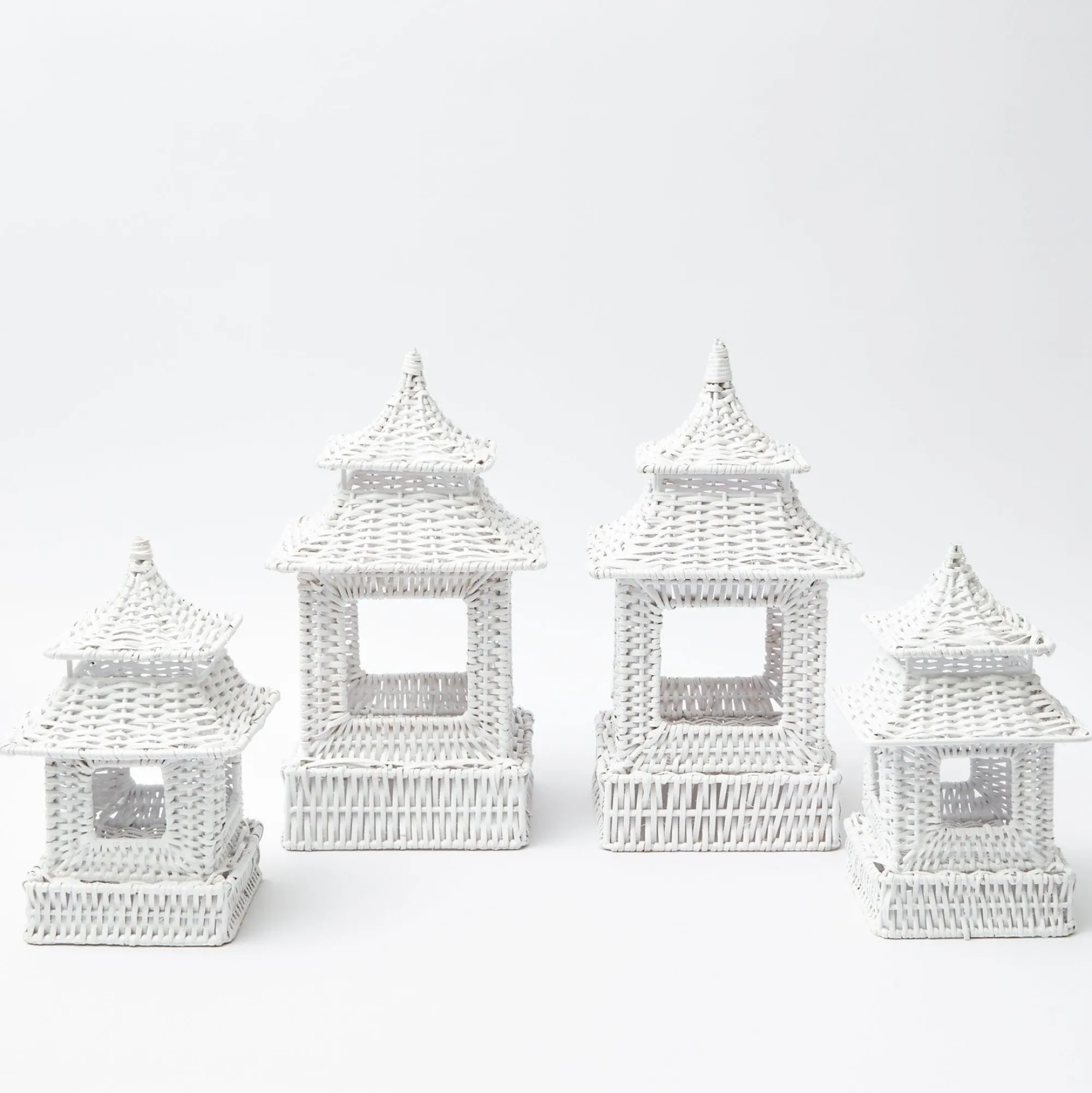 white_rattan_pagoda_lante_0-2.webp Cheap White Rattan Pagoda Lantern Set Pagodas & Lanterns