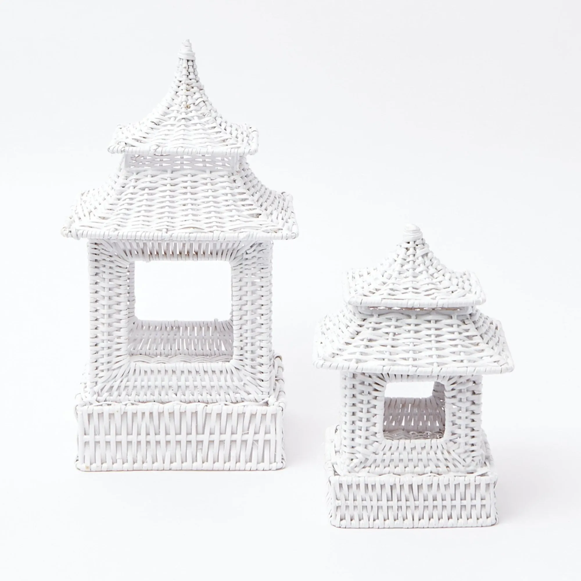 white_rattan_pagoda_lante_5.webp Sale White Rattan Pagoda Lantern Set Rattan Tableware