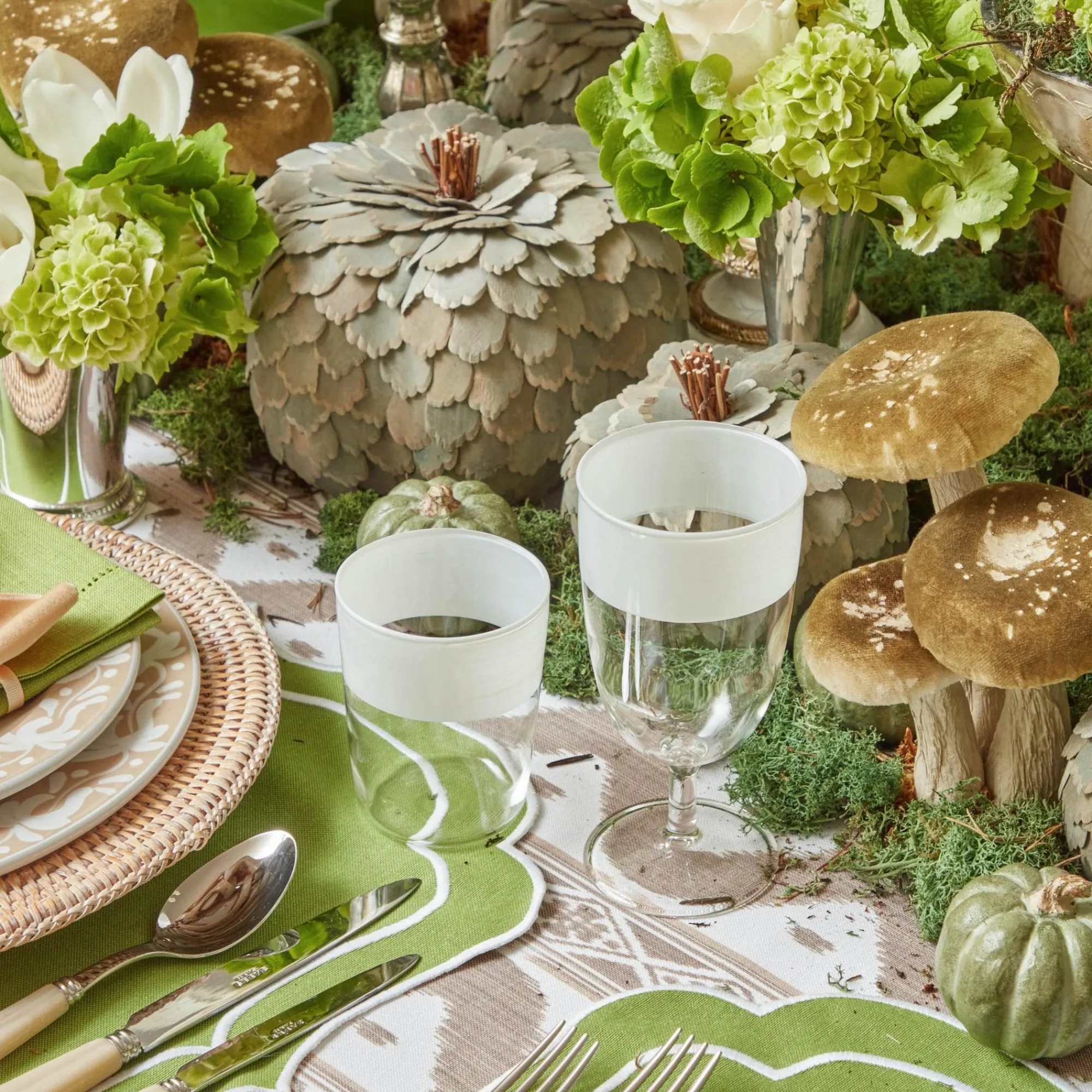 white_ribbon_water_glasse_22.webp Store White Ribbon Water Glasses (Set Of 4) Glasses