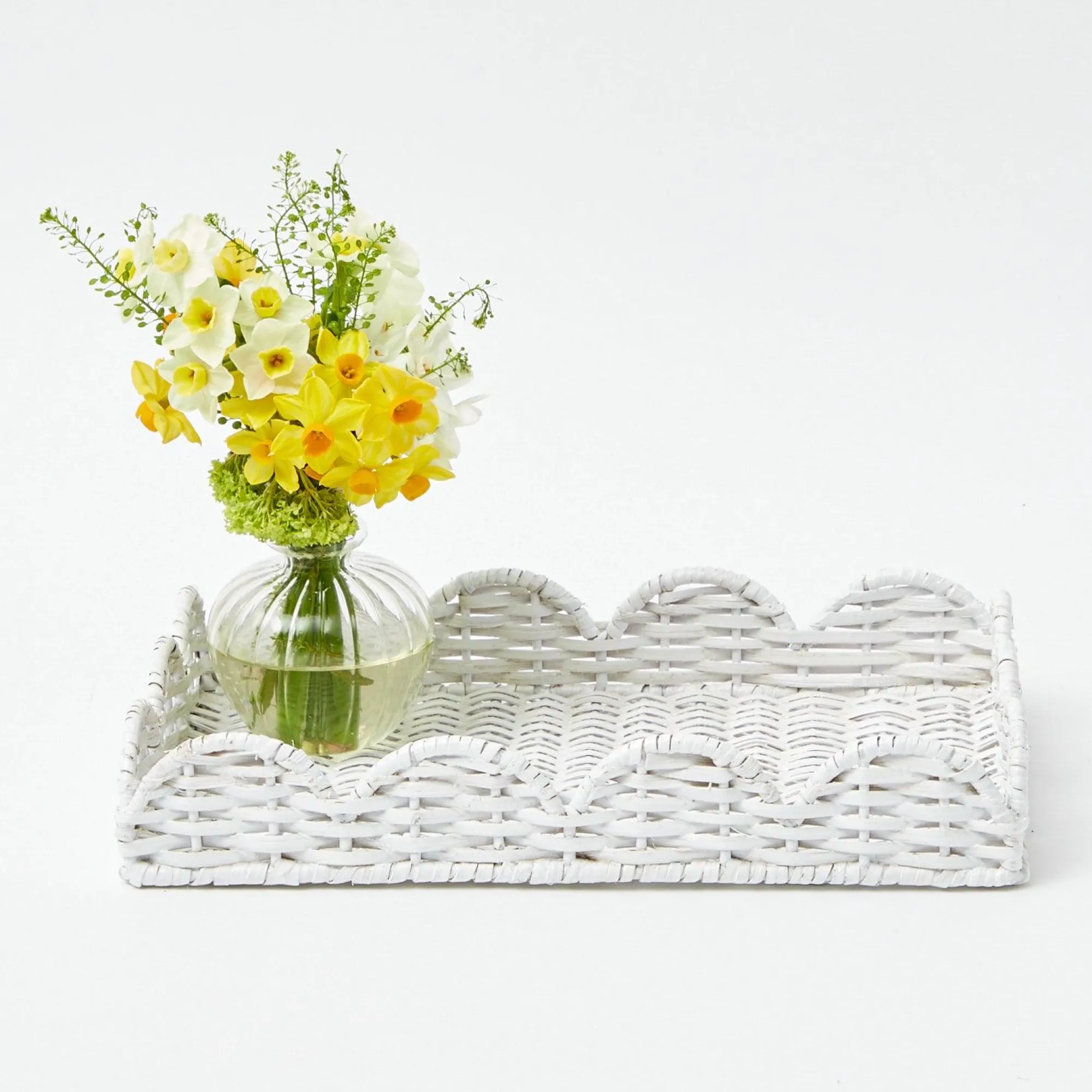 white_small_scalloped_rat_10-1.webp Cheap White Small Scalloped Rattan Tray Rattan Tableware