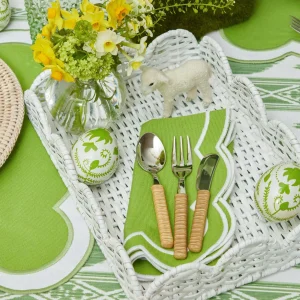 Cheap White Small Scalloped Rattan Tray Rattan Tableware